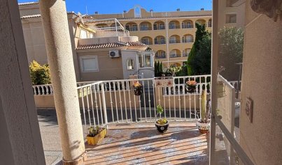 Wiederverkauf - Stadthaus -
Villamartín - Orihuela Costa