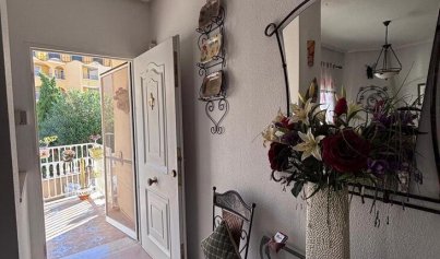 Wiederverkauf - Stadthaus -
Villamartín - Orihuela Costa