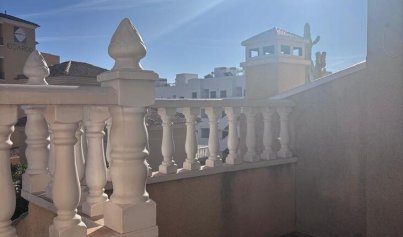 Wiederverkauf - Stadthaus -
Villamartín - Orihuela Costa