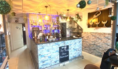 Wiederverkauf - Kommerziell -
Algorfa - Inland