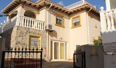 Herverkoop - Villa -
La Zenia - Costa Blanca