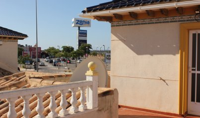Herverkoop - Villa -
La Zenia - Costa Blanca