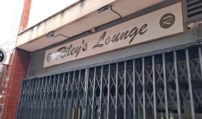 Wiederverkauf - Kommerziell -
Los Dolses - Inland