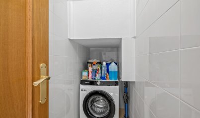 Wiederverkauf - Stadthaus -
San Miguel de Salinas