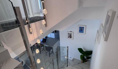 Wiederverkauf - Villa -
Villamartín - PAU 8