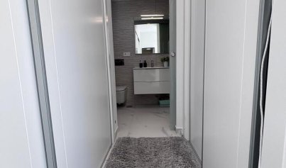 Wiederverkauf - Villa -
Villamartín - PAU 8