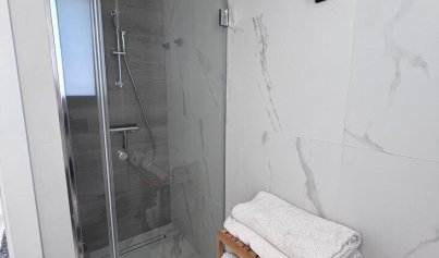 Wiederverkauf - Villa -
Villamartín - PAU 8