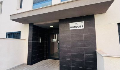 Neue Gebäude - Wohnung -
Villamartín - Villamartin