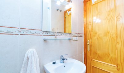 Wiederverkauf - Stadthaus -
Playa Flamenca