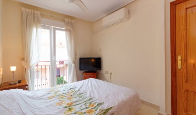 Wiederverkauf - Stadthaus -
Playa Flamenca