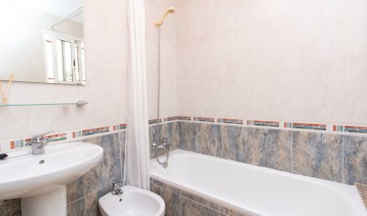 Wiederverkauf - Stadthaus -
Playa Flamenca