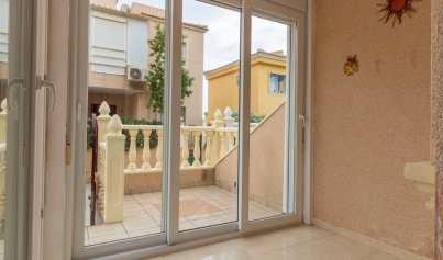 Wiederverkauf - Stadthaus -
Playa Flamenca