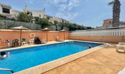 Wiederverkauf - Stadthaus -
Playa Flamenca