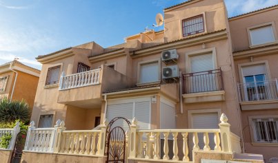 Wiederverkauf - Stadthaus -
Playa Flamenca