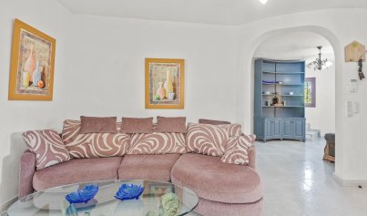 Resale - Villa -
Villamartín - Las Filipinas