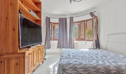 Resale - Villa -
Villamartín - Las Filipinas