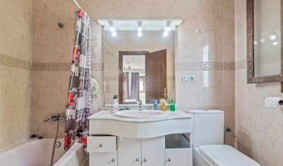 Resale - Villa -
Villamartín - Las Filipinas