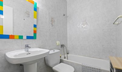 Resale - Villa -
Villamartín - Las Filipinas