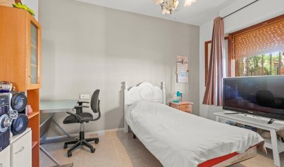 Resale - Villa -
Villamartín - Las Filipinas