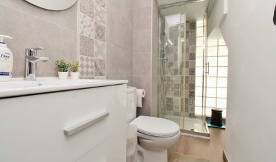 Wiederverkauf - Stadthaus -
Villamartín - Villamartin