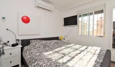 Wiederverkauf - Stadthaus -
Villamartín - Villamartin