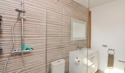 Wiederverkauf - Stadthaus -
Villamartín - Villamartin