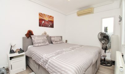 Wiederverkauf - Stadthaus -
Villamartín - Villamartin