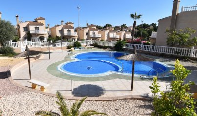 Wiederverkauf - Stadthaus -
Villamartín - Villamartin