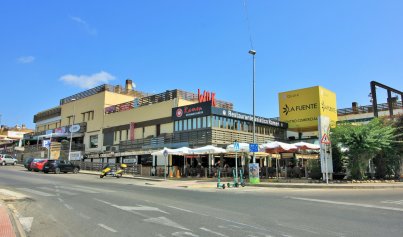 Wiederverkauf - Stadthaus -
Villamartín - Villamartin