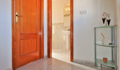 Wiederverkauf - Stadthaus -
Villamartín - Villamartin