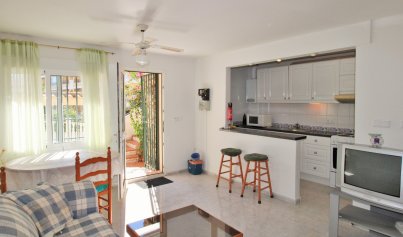 Wiederverkauf - Stadthaus -
Villamartín - Villamartin