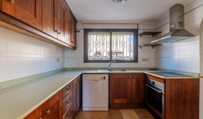 Resale - Villa -
Villamartín - Villamartin