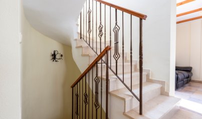 Resale - Villa -
Villamartín - Villamartin