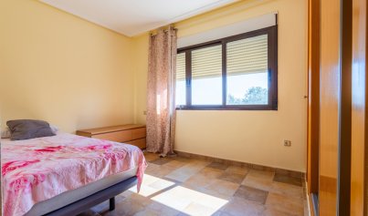 Resale - Villa -
Villamartín - Villamartin