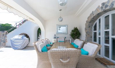 Resale - Villa -
Campoamor - Lomas de Don Juan