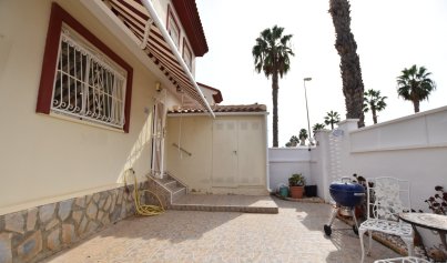 Resale - Townhouse -
Ciudad Quesada - Doña Pepa