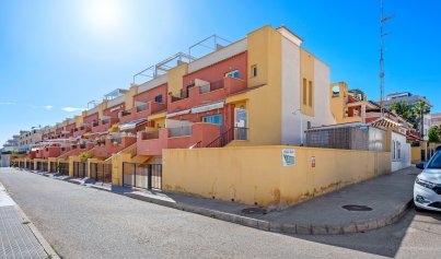 Resale - House -
Orihuela Costa* - Los Dolses*