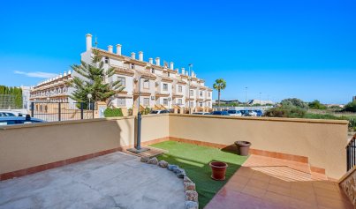 Resale - House -
Orihuela Costa* - Los Dolses*