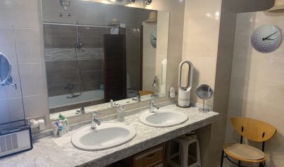 Revente - Villa -
Villamartin, Orihuela Costa