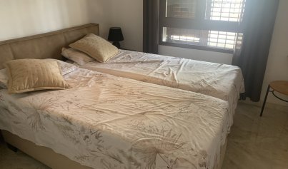 Revente - Villa -
Villamartin, Orihuela Costa