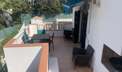 Revente - Villa -
Villamartin, Orihuela Costa