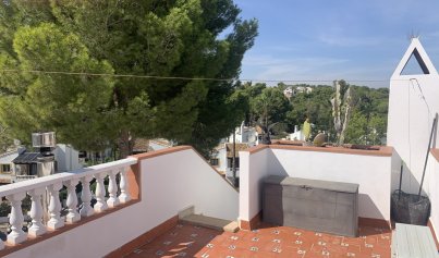 Revente - Villa -
Villamartin, Orihuela Costa