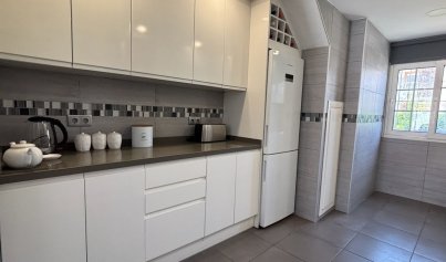 Revente - Villa -
Villamartin, Orihuela Costa