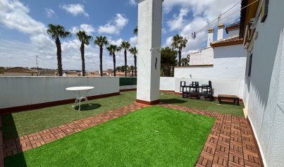 Revente - Villa -
Villamartin, Orihuela Costa