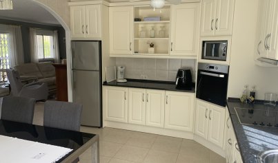 Revente - Villa -
Algorfa (montemar)