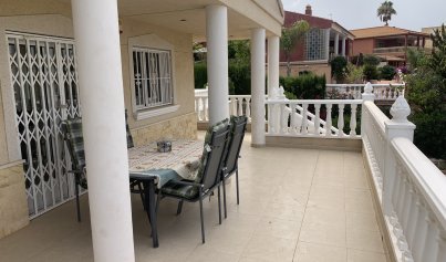 Revente - Villa -
Algorfa (montemar)