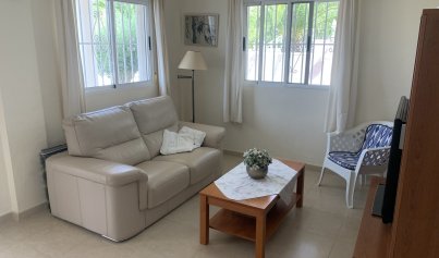 Revente - Villa -
Algorfa (montemar)