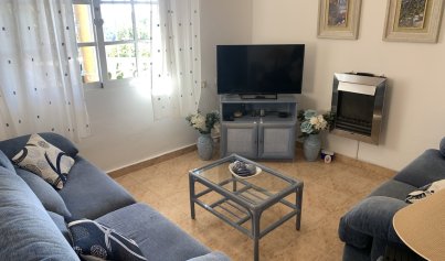 Revente - Villa -
Villamartin, Orihuela Costa