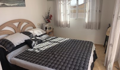 Revente - Villa -
Villamartin, Orihuela Costa