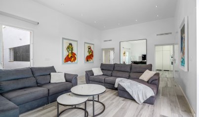 Wiederverkauf - Villa -
Algorfa